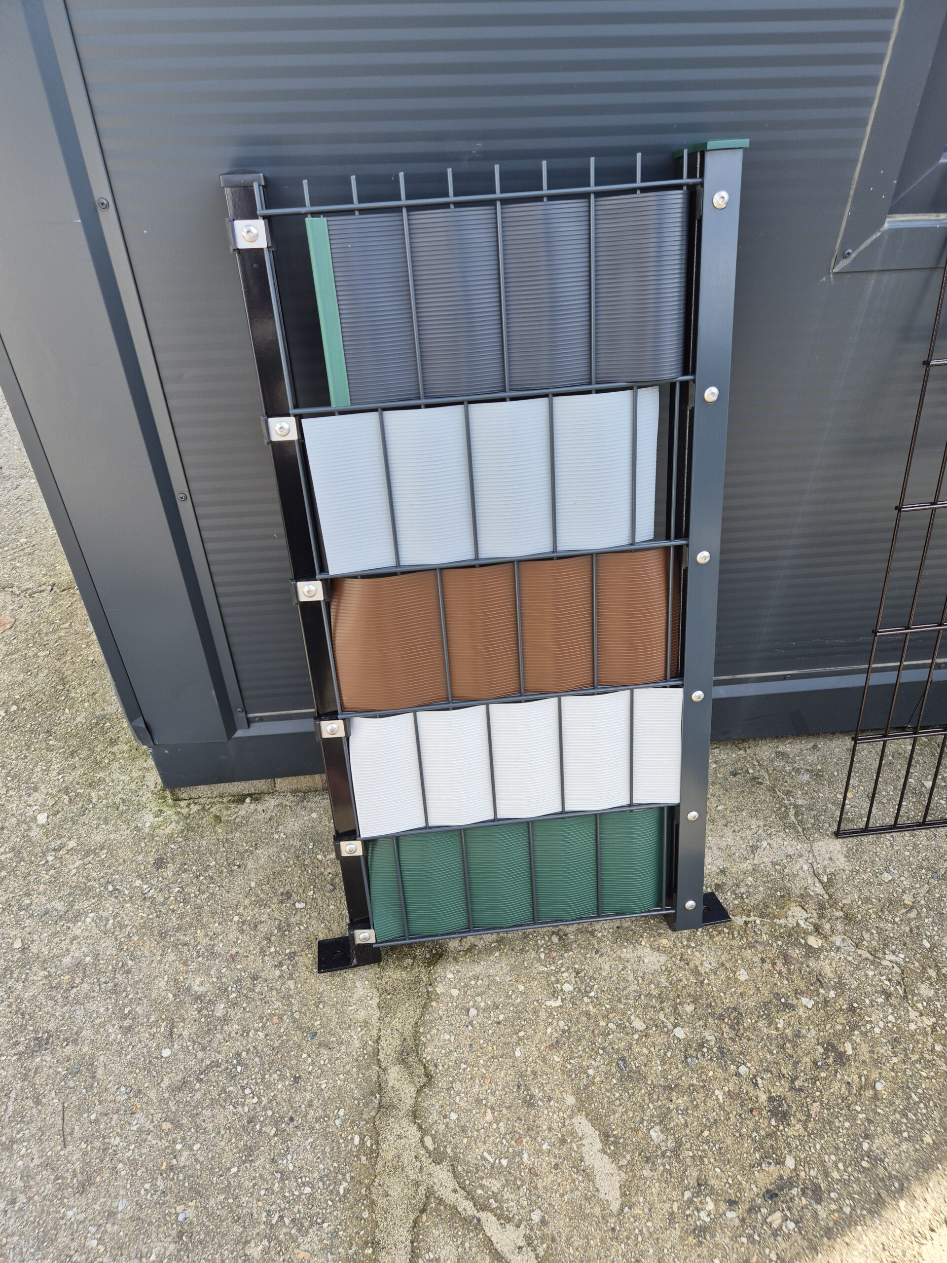 Doppelstabmattenzaun Referenz DOPPELSTABMATTEN-BMZ-0012 – robuste Zaunanlage