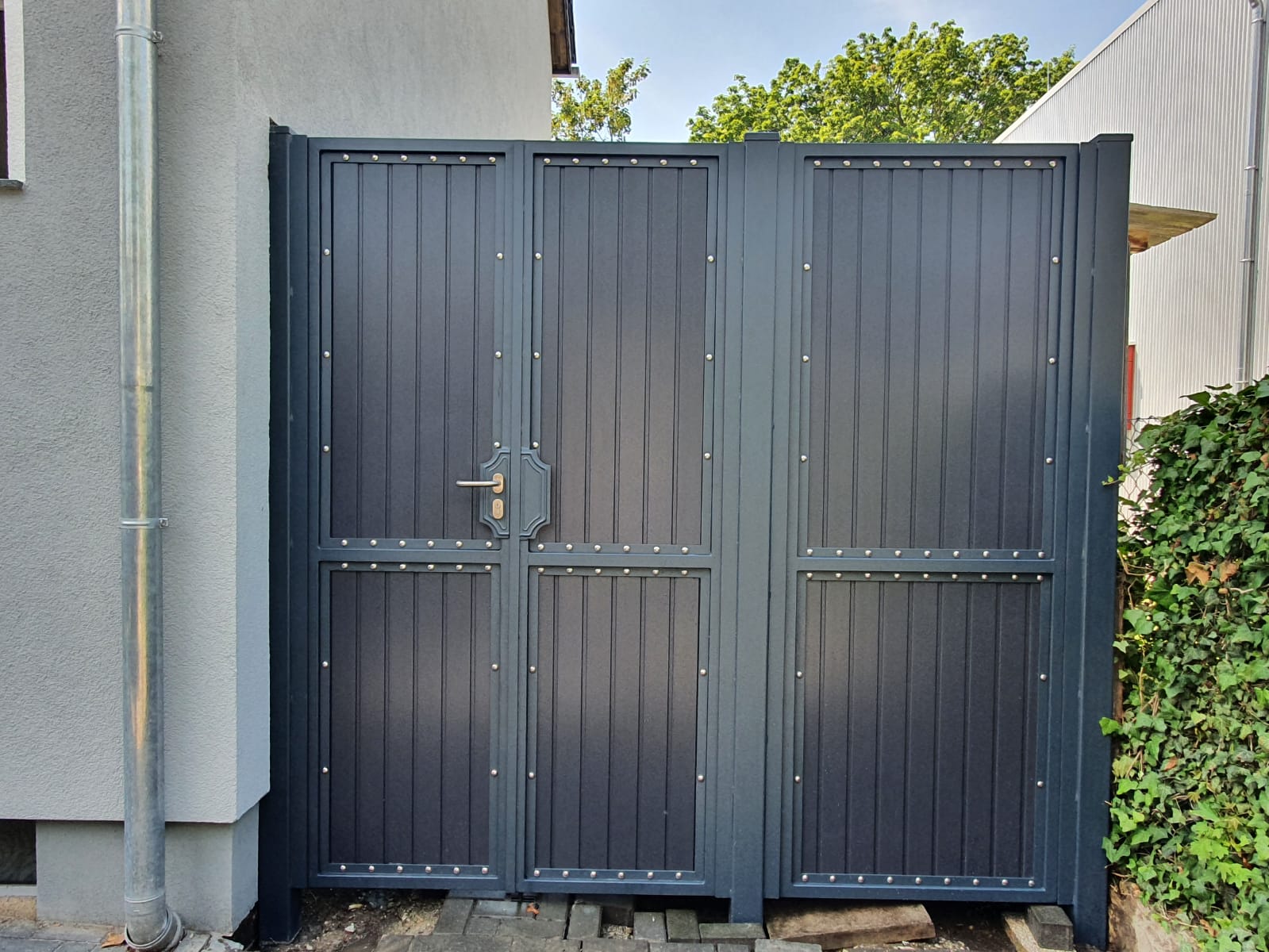 Sichtschutzzaun Referenz SICHTSCHUTZ-BMZ-0024 – mehr Privatsphäre am Grundstück
