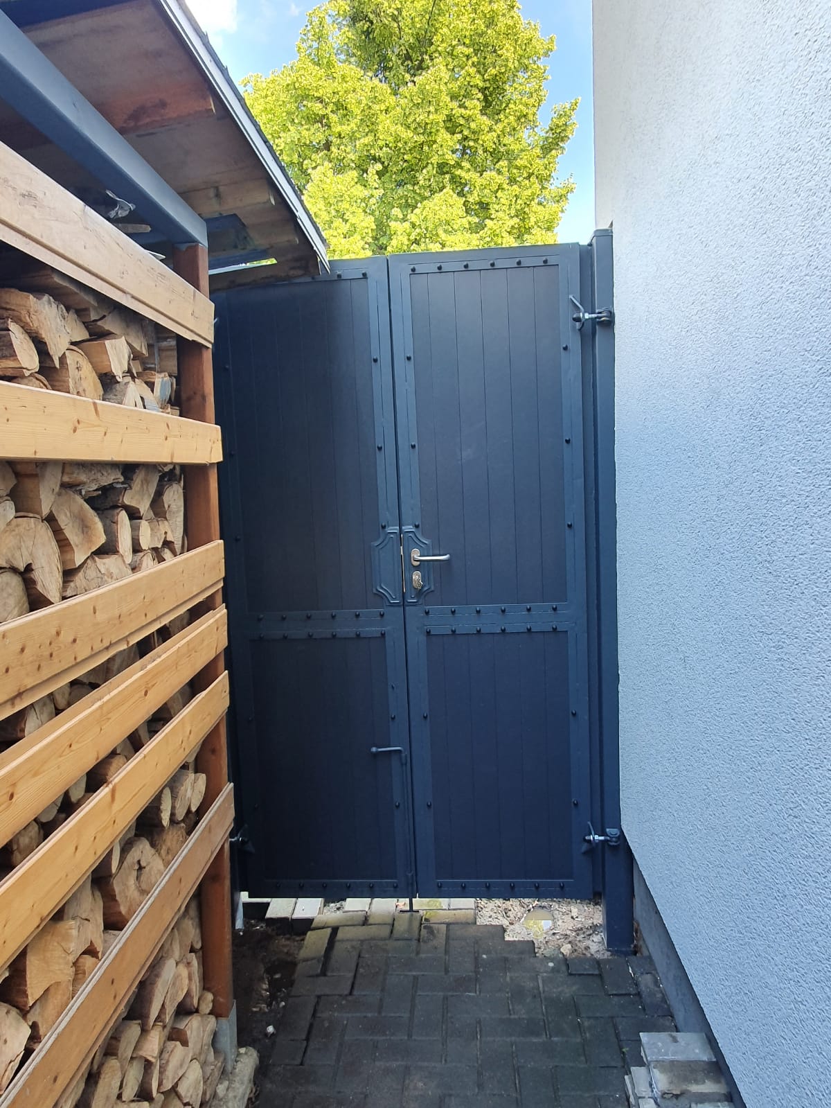 Sichtschutzzaun Referenz SICHTSCHUTZ-BMZ-0025 – mehr Privatsphäre am Grundstück